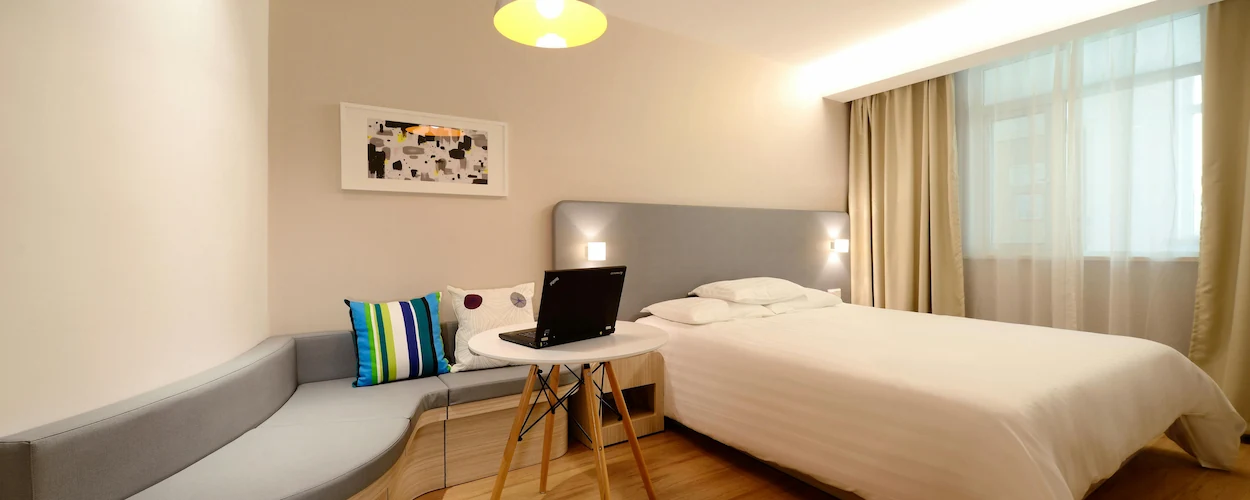 Luxury And Budget Hotels Near Hagia Sophia